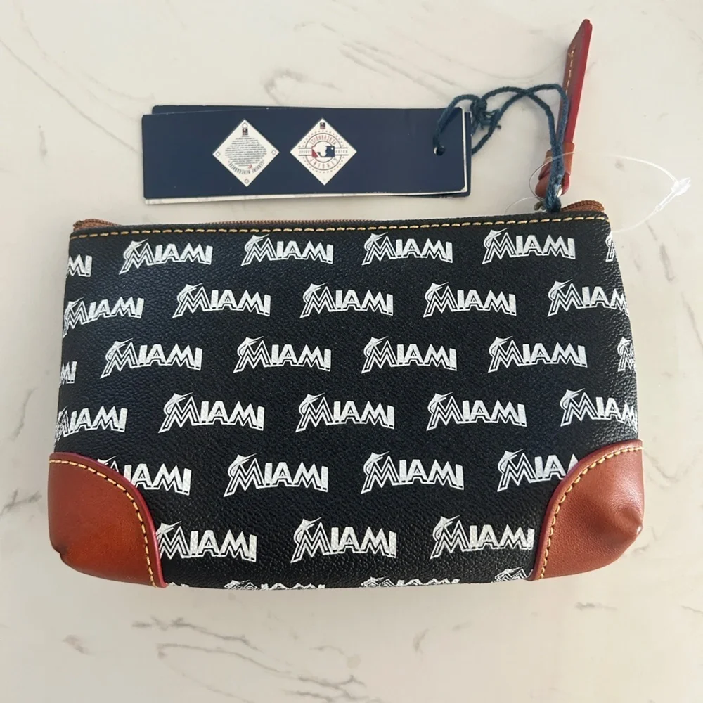 Dooney & Bourke MLB Miami Marlins Small Wristlet – Rare Collectible- NWT